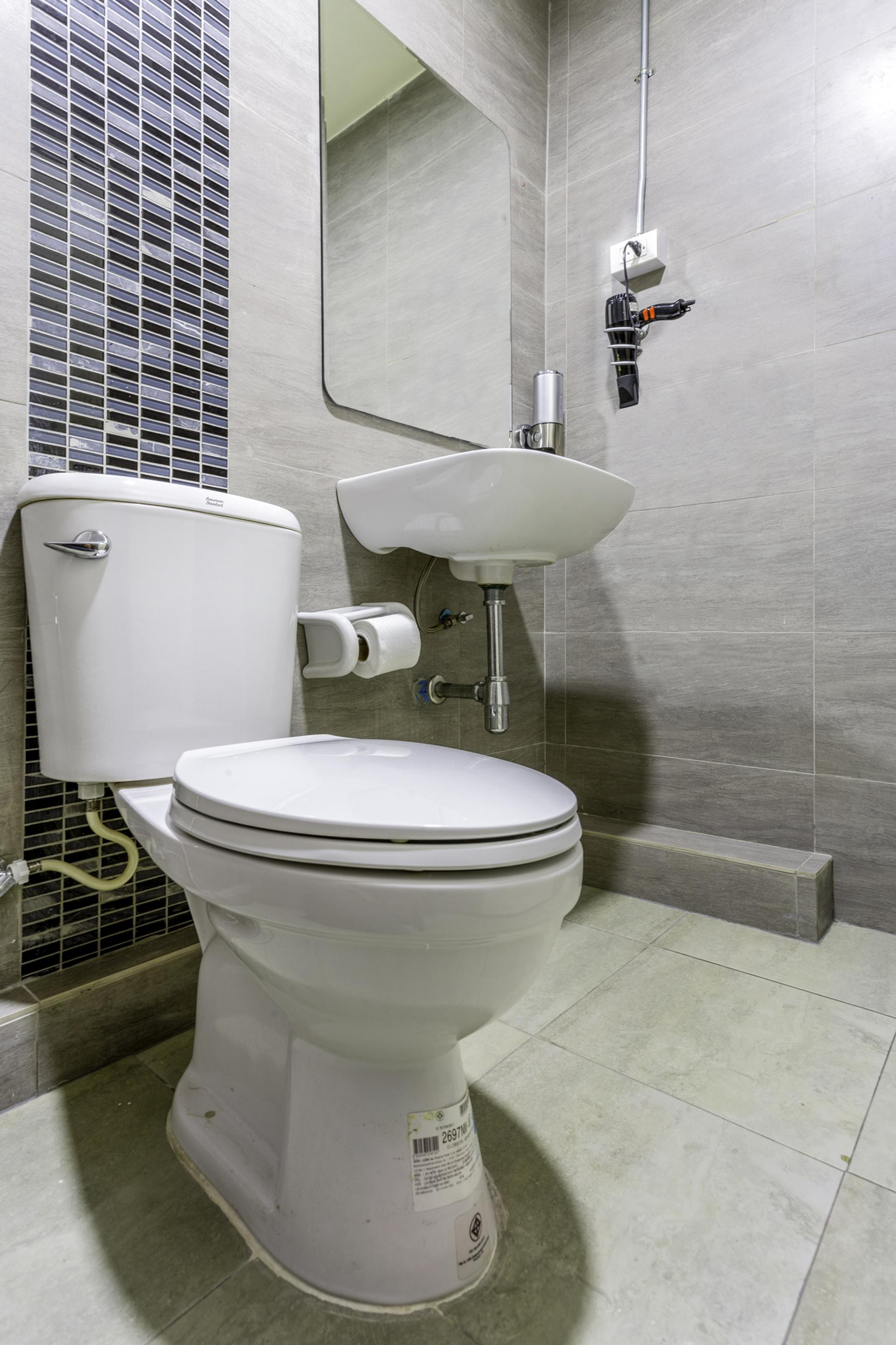 Oyo 928 Leaf Hostel Csiangmaj Kültér fotó