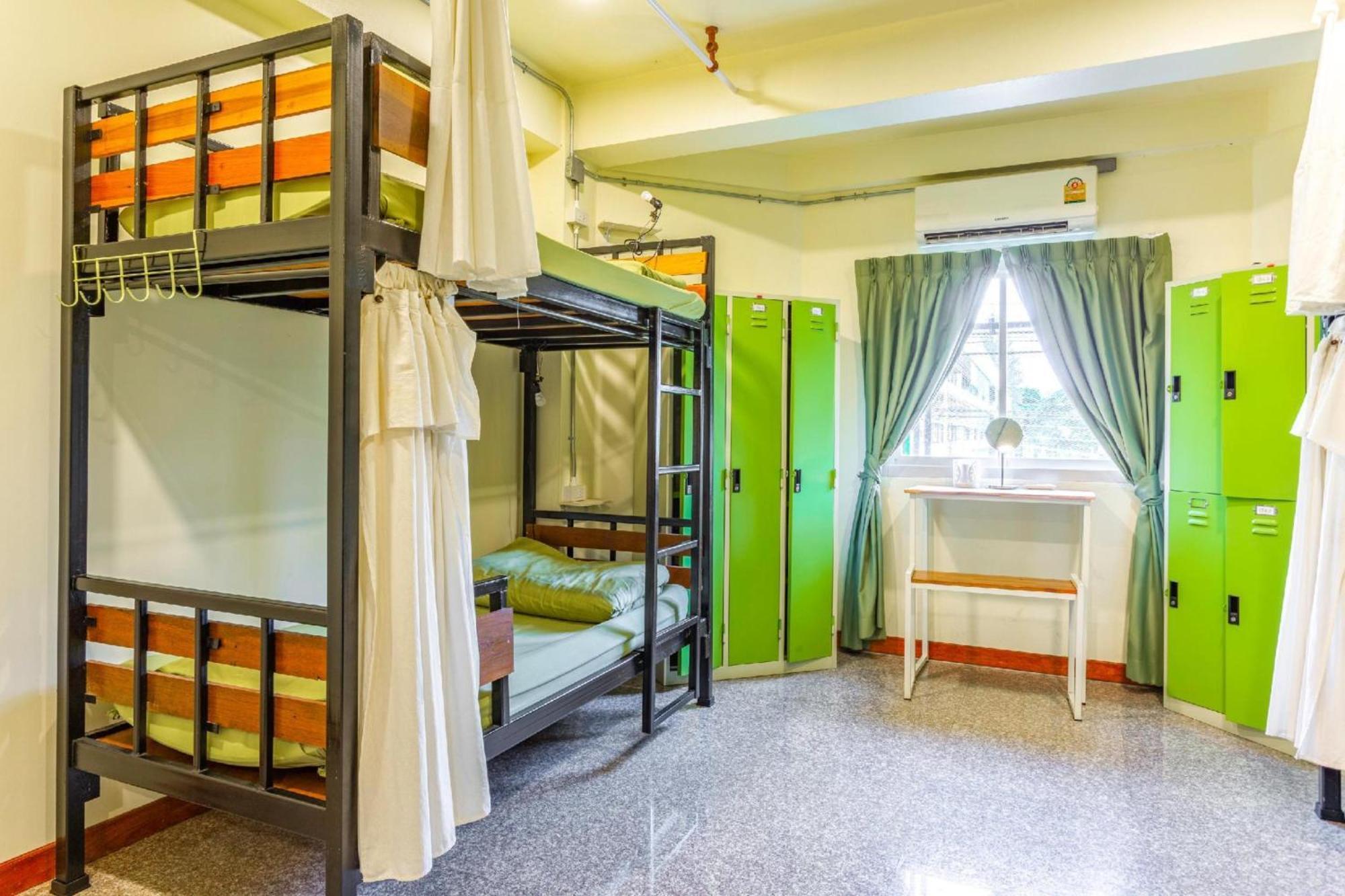 Oyo 928 Leaf Hostel Csiangmaj Kültér fotó