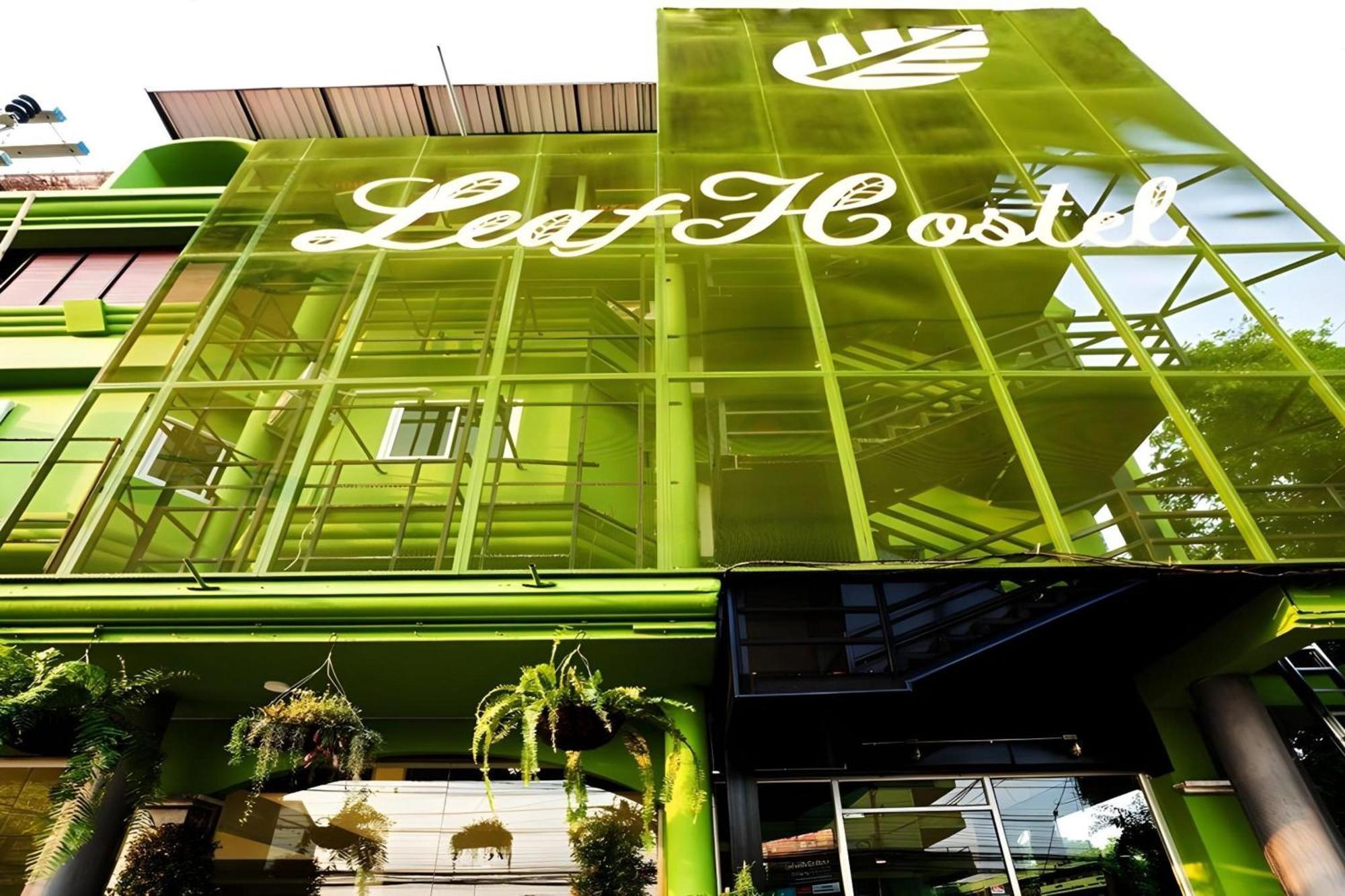 Oyo 928 Leaf Hostel Csiangmaj Kültér fotó